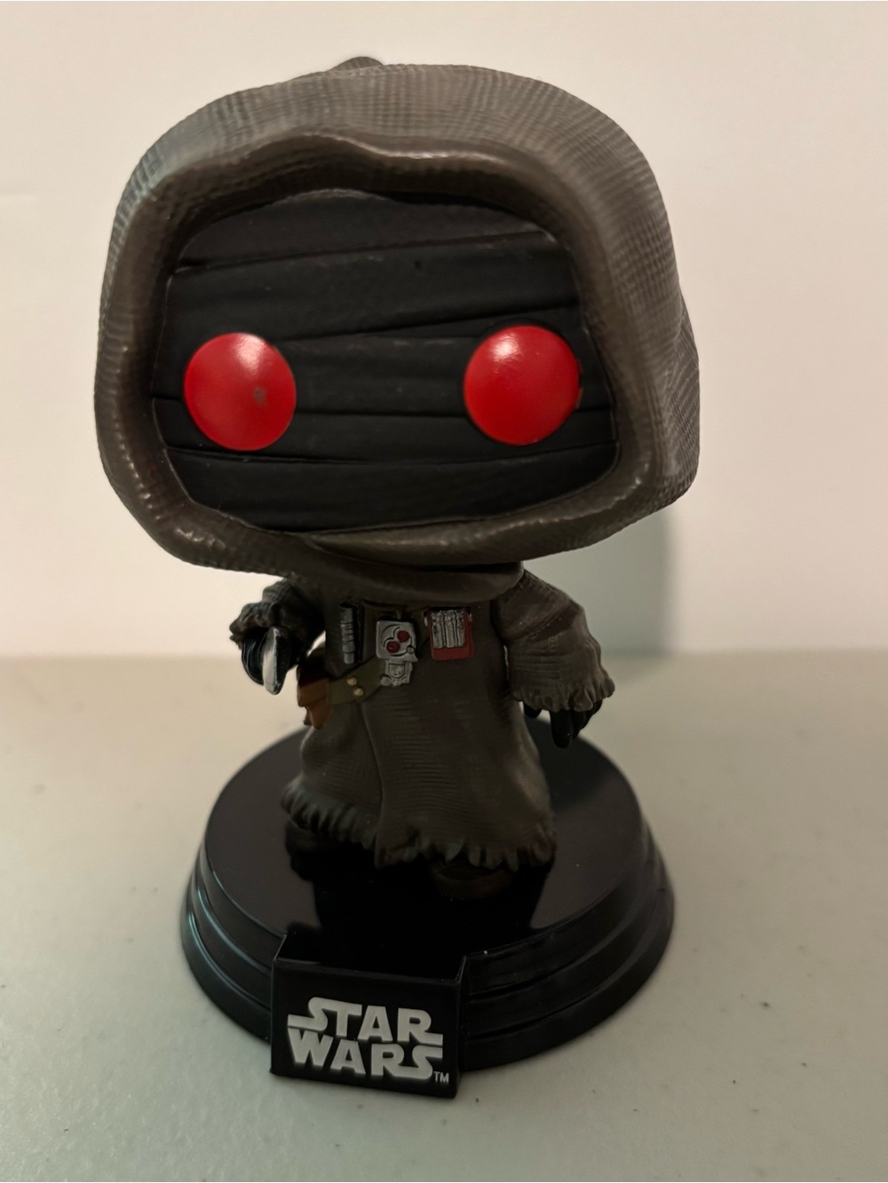 Star Wars Jawa Figure with Red and Brown Hood. Bobblehead